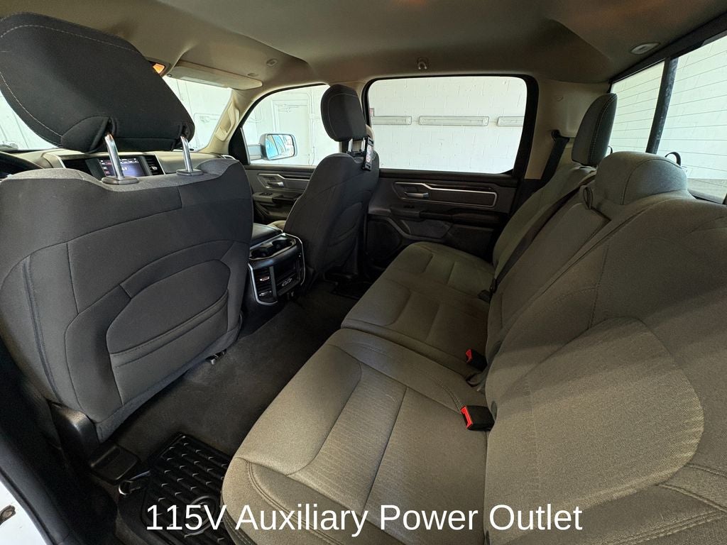 2020 RAM 1500 Big Horn/Lone Star Level 2 Equipment Group