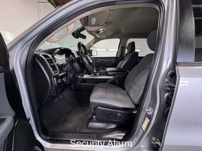 2020 RAM 1500 Big Horn/Lone Star Level 2 Equipment Group