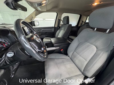 2020 RAM 1500 Big Horn/Lone Star Level 2 Equipment Group