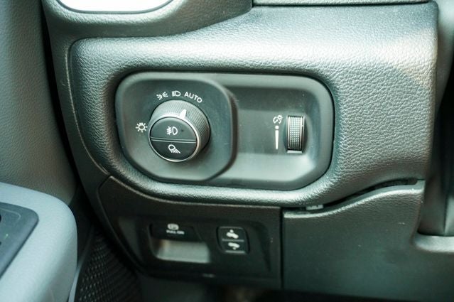 2022 RAM 1500 Big Horn/Lone Star ParkView Rear Back-Up Camera Apple CarPlay