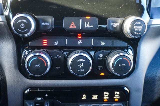 2022 RAM 1500 Big Horn/Lone Star Night Edition with Navigation System