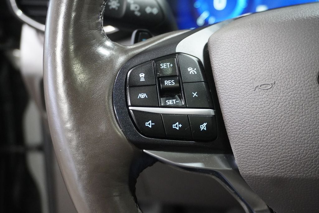 2020 Ford Explorer Platinum 10.1" LCD Capacitive Portrait Touchscreen