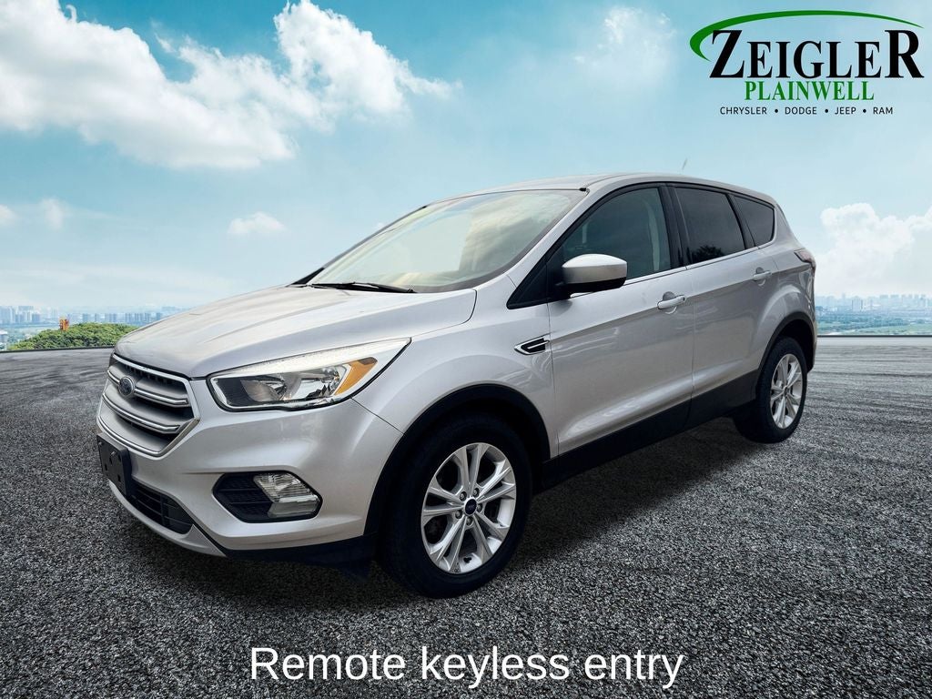 Used 2017 Ford Escape SE with VIN 1FMCU0GD0HUA00977 for sale in Plainwell, MI