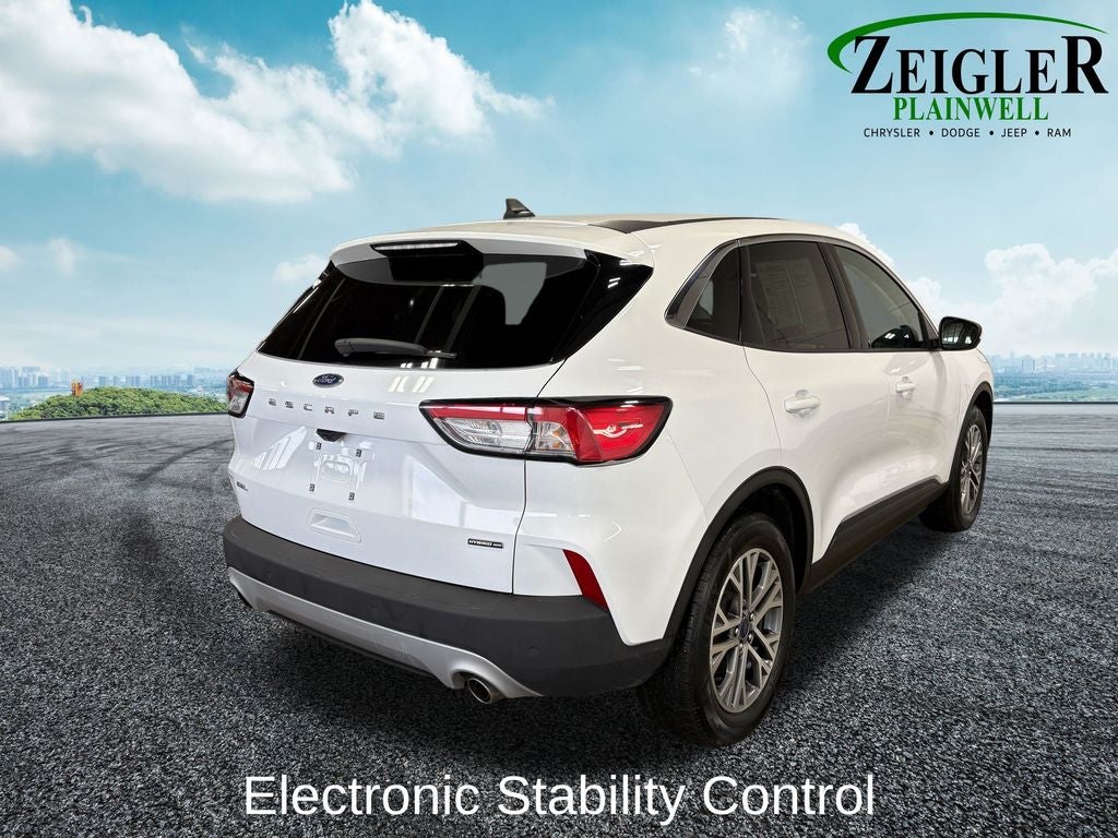 2022 Ford Escape Hybrid SEL