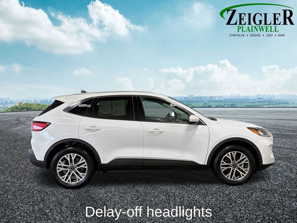 2022 Ford Escape Hybrid SEL