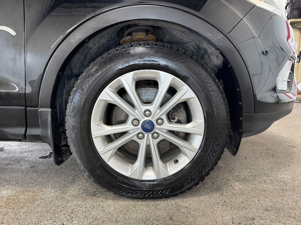 2018 Ford Escape SEL Heated Leather-Trimmed Front Seats