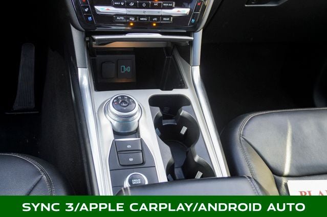 2022 Ford Explorer Limited Twin Panel Moonroof & Navigation System