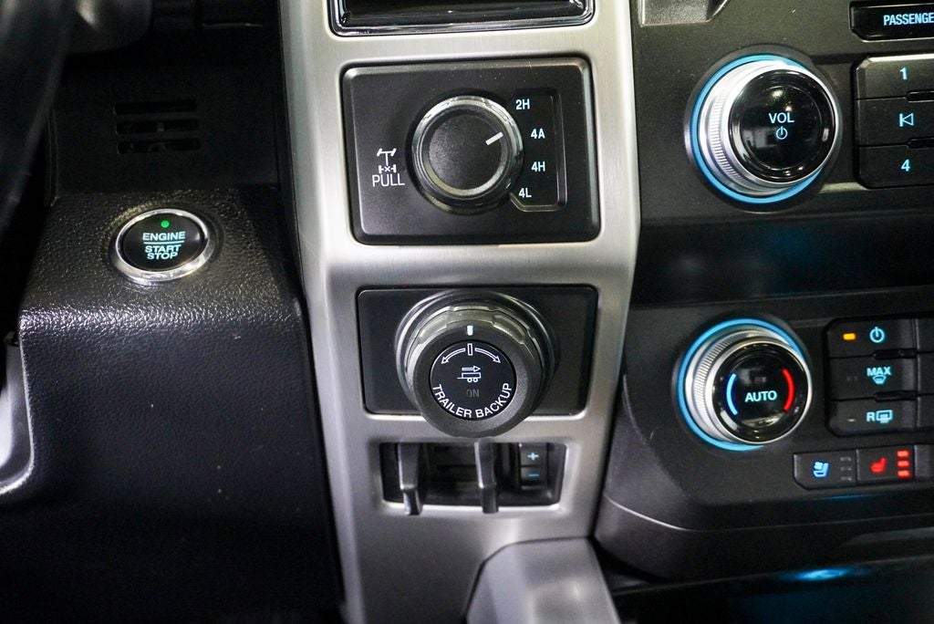 2019 Ford F-150 Platinum Navigation System & Twin Panel Moonroof