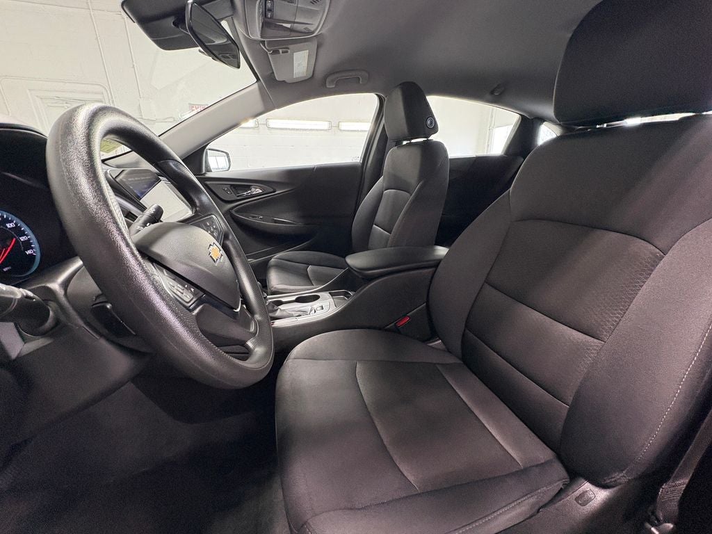 2024 Chevrolet Malibu LS 1FL