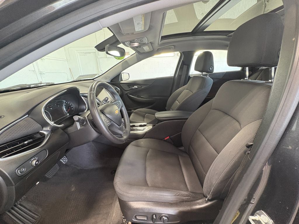 2016 Chevrolet Malibu LT Sunroof