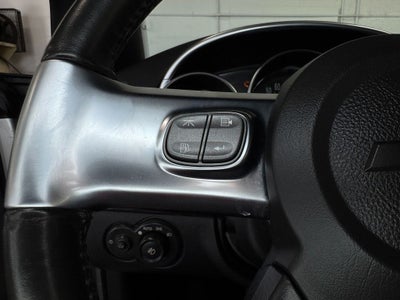 2004 Chevrolet SSR Base