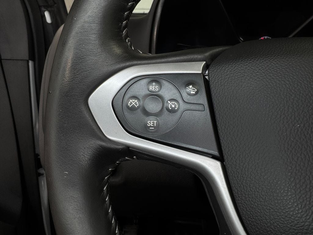 2022 Chevrolet Colorado LT Alloy wheels
