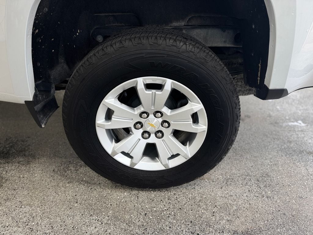 2022 Chevrolet Colorado LT Alloy wheels