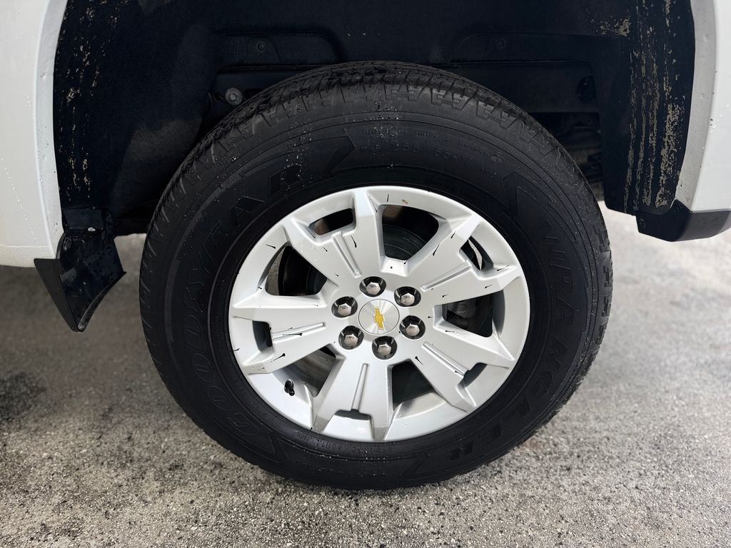 2022 Chevrolet Colorado LT Alloy wheels