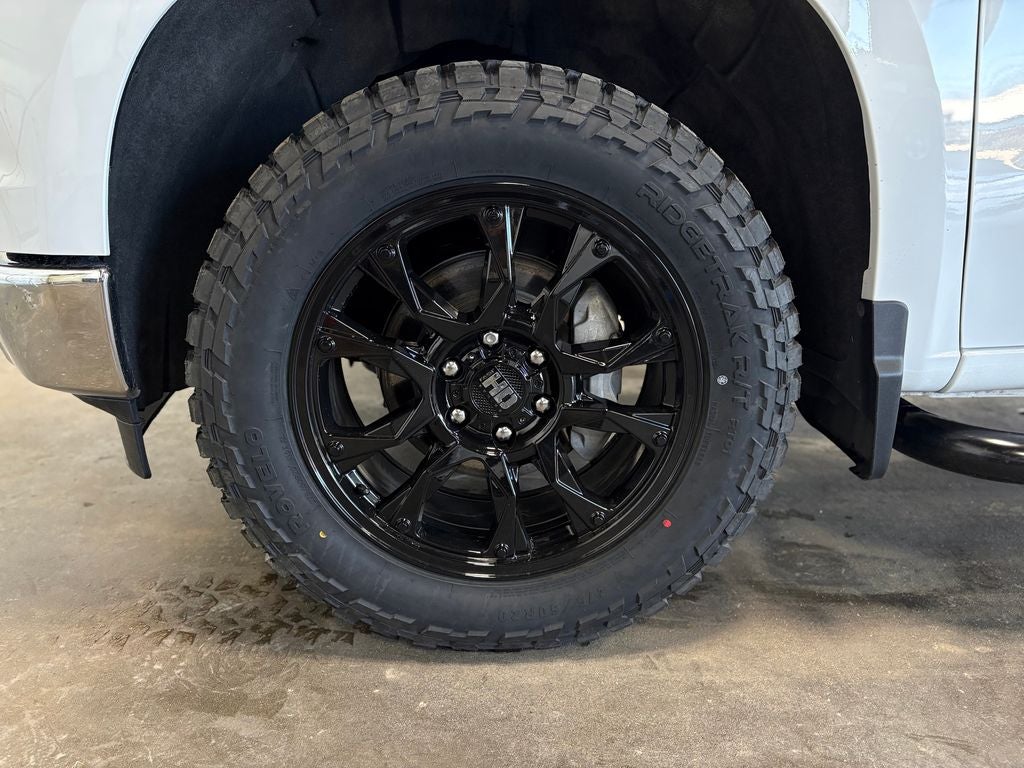 2025 Chevrolet Silverado 1500 LT Navigation System