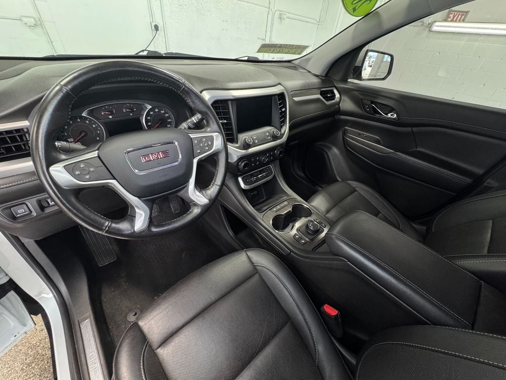 2020 GMC Acadia SLT