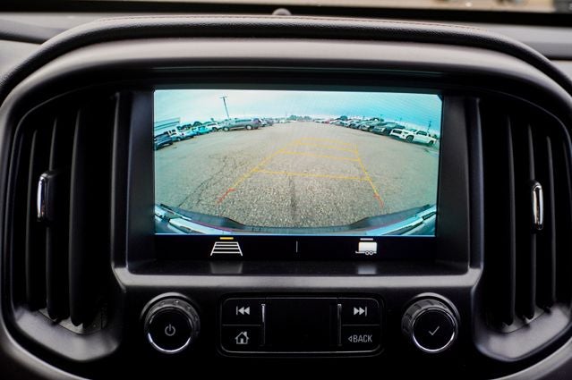 2022 GMC Canyon AT4 w/Leather Exterior Parking Camera Rear & Apple CarPlay/Andro