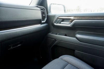 2024 GMC Sierra 1500 SLE Navigation System & Backup Cam