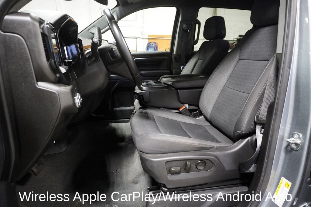 2024 GMC Sierra 1500 SLE Navigation System & Apple CarPlay/Android Auto