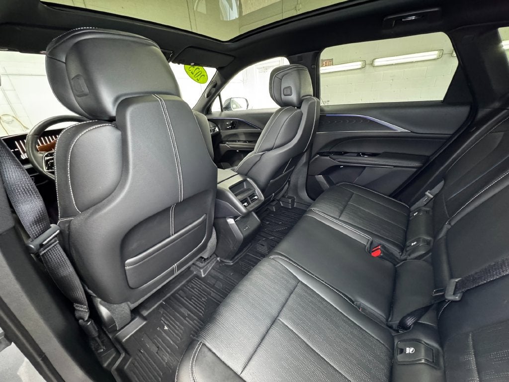 2025 Cadillac LYRIQ Luxury Preferred Equipment Group 1SC