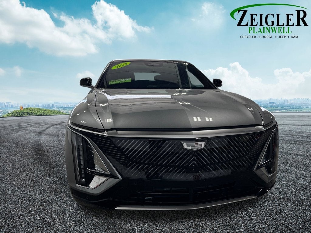 2025 Cadillac LYRIQ Luxury Preferred Equipment Group 1SC
