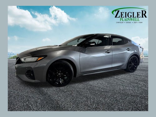 2021 Nissan Maxima SR