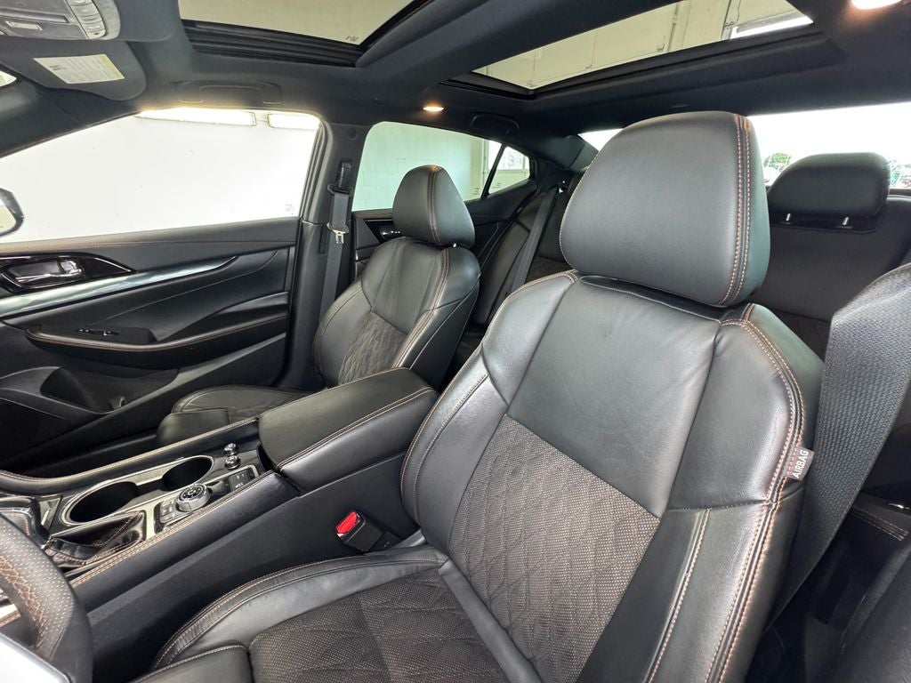 2021 Nissan Maxima SR