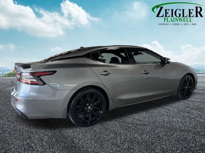 2021 Nissan Maxima SR