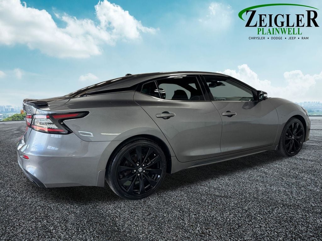 2021 Nissan Maxima SR