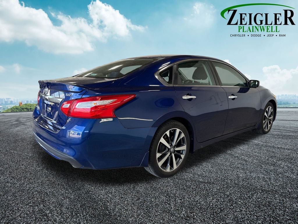 2016 Nissan Altima 2.5 SR