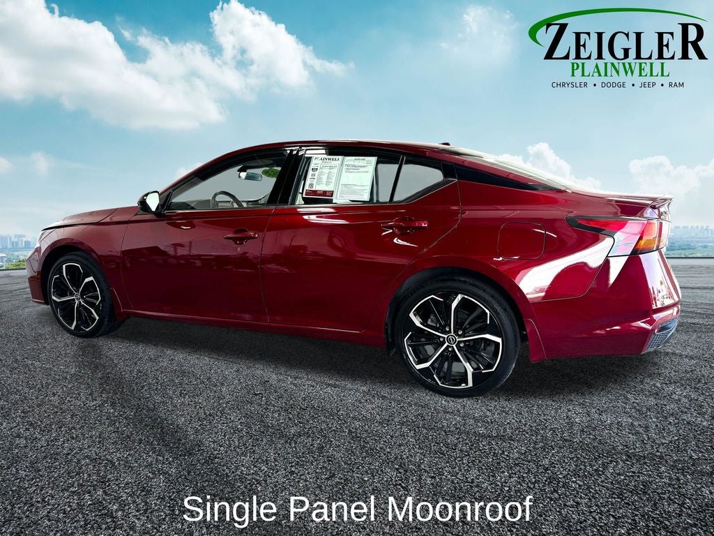 2024 Nissan Altima 2.5 SR Moonroof