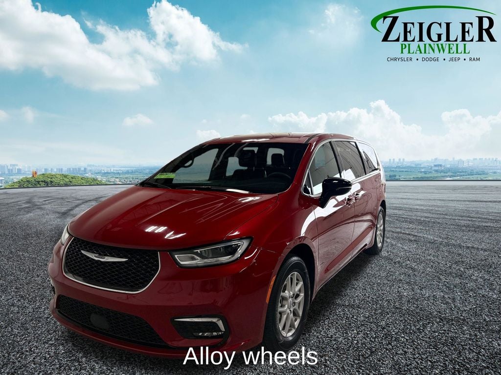 2025 Chrysler Pacifica Select