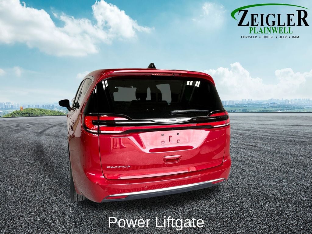 2025 Chrysler Pacifica Select