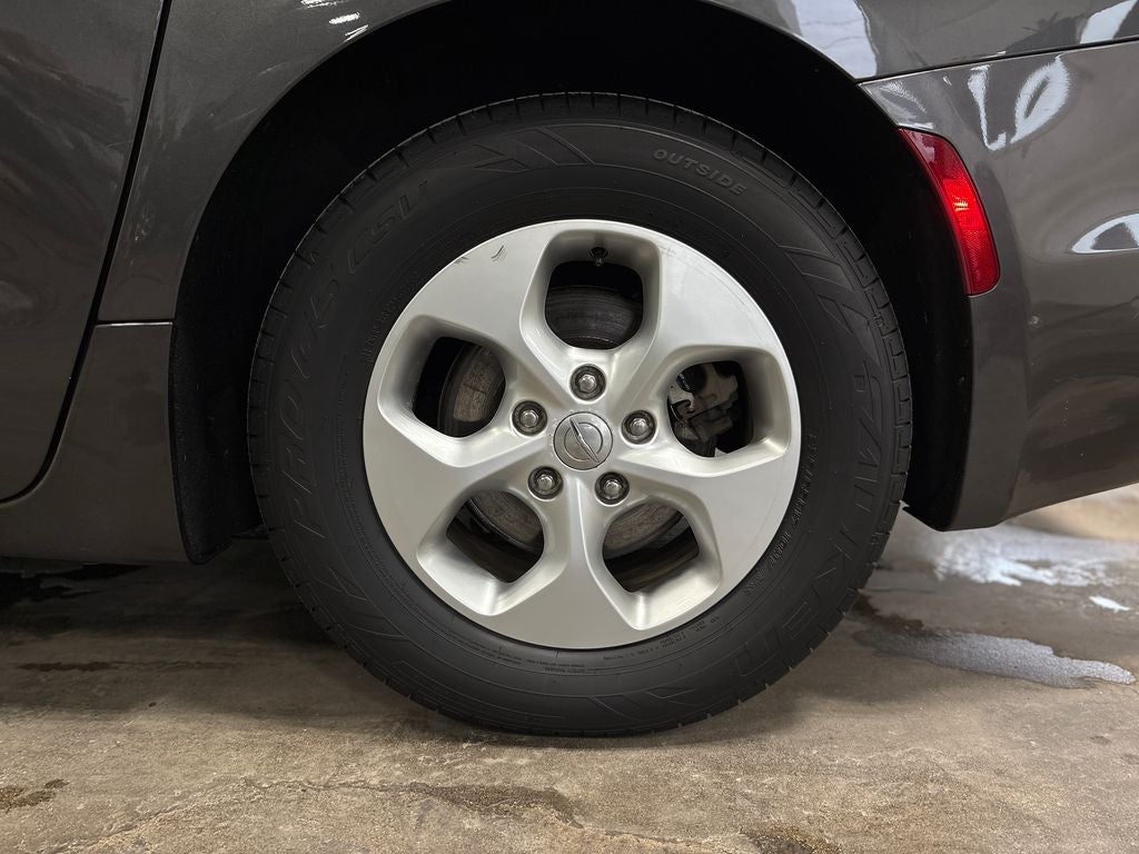 2017 Chrysler Pacifica Touring L Plus