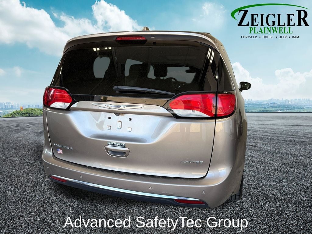 2018 Chrysler Pacifica Limited Advanced SafetyTec Group