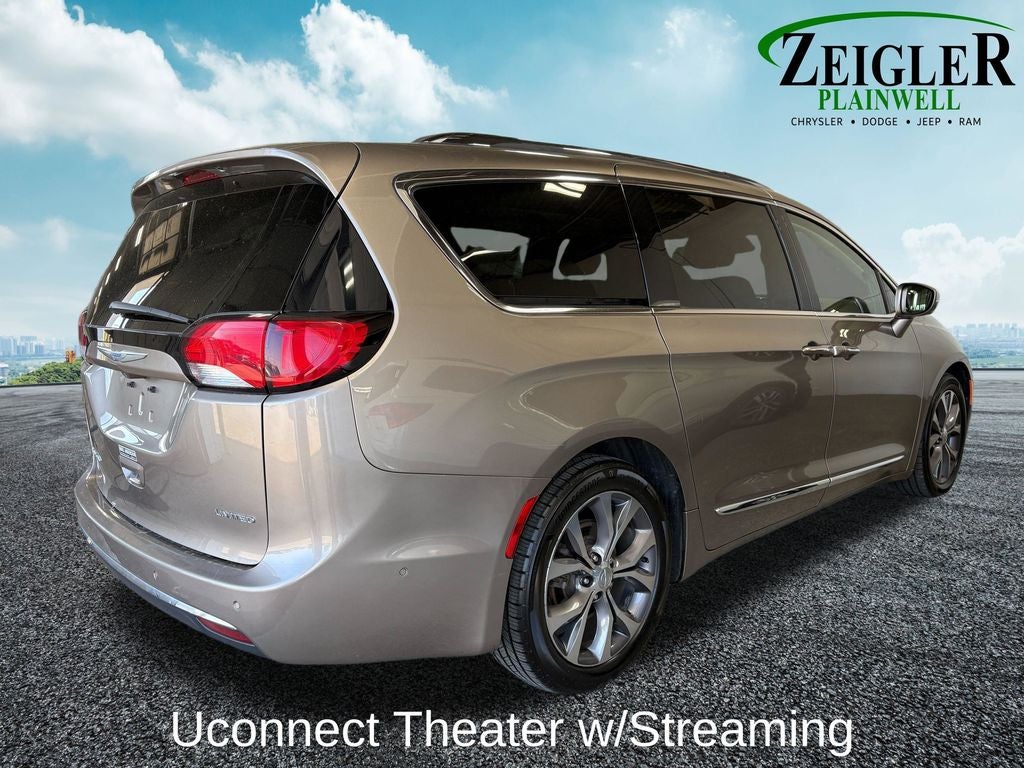 2018 Chrysler Pacifica Limited Advanced SafetyTec Group