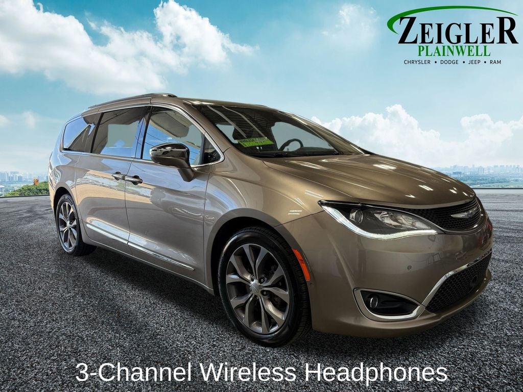 2018 Chrysler Pacifica Limited Advanced SafetyTec Group