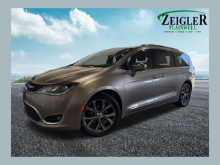 2018 Chrysler Pacifica Limited Advanced SafetyTec Group
