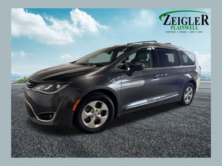 2018 Chrysler Pacifica Hybrid Touring L