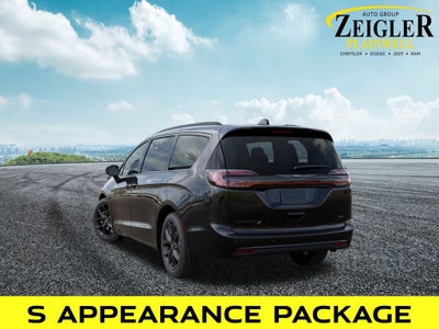 2026 Chrysler Pacifica Select AWD