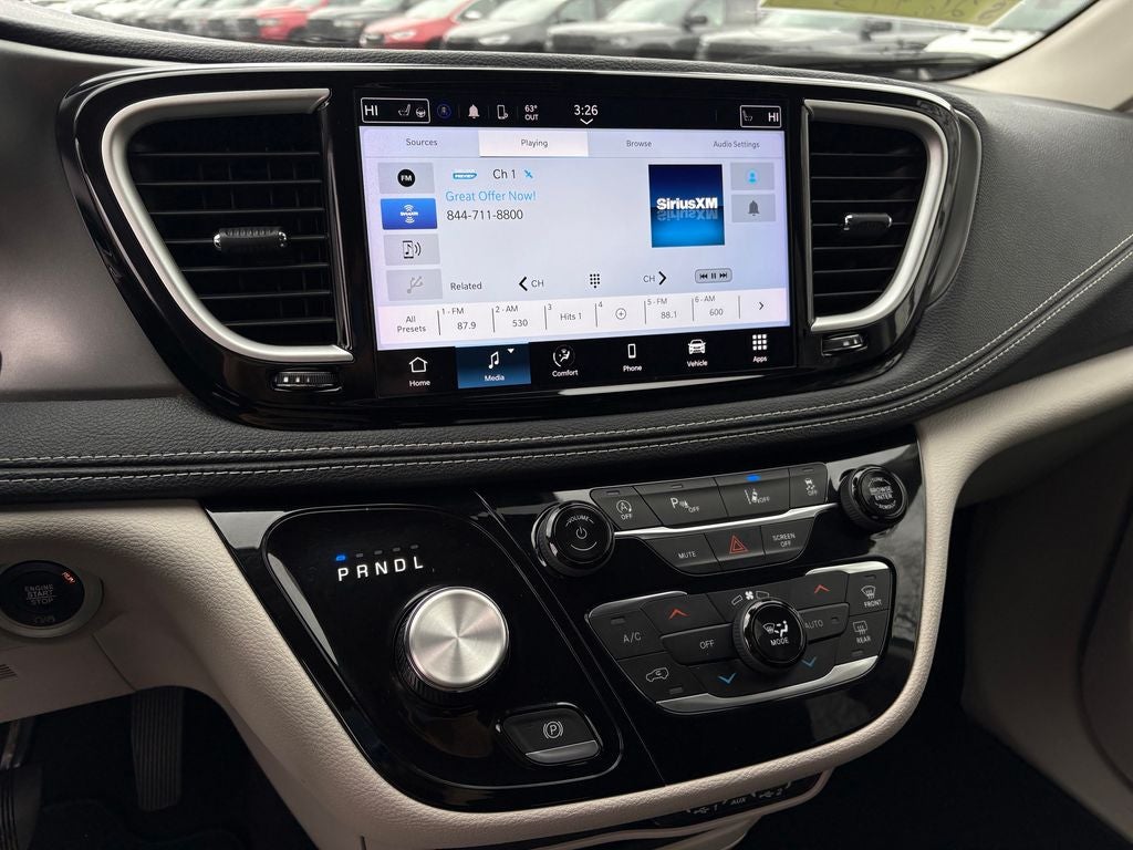 2023 Chrysler Pacifica Touring L