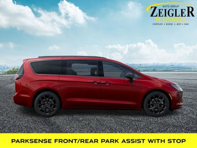 2027 Chrysler Pacifica Limited AWD