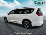 2025 Chrysler Pacifica Pinnacle Power moonroof