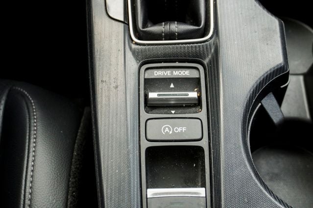 2022 Honda Civic Touring Navigation System & Power moonroof