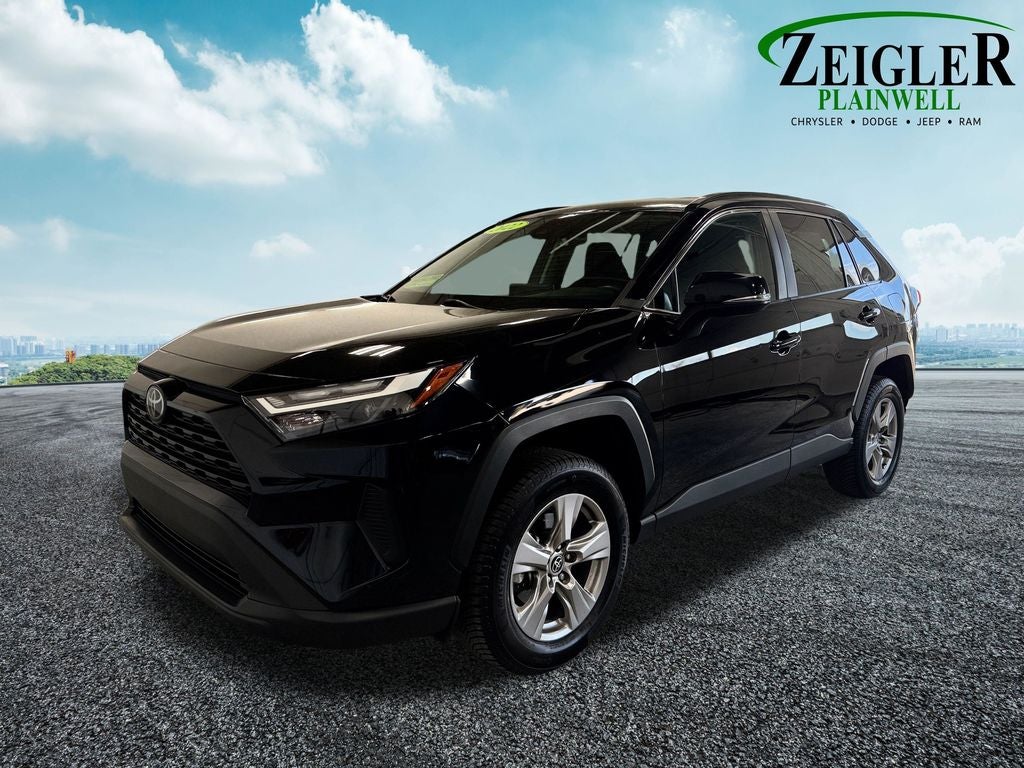 2022 Toyota RAV4 XLE