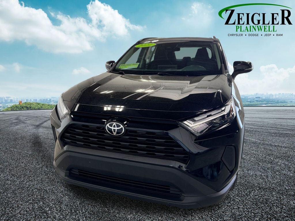 2022 Toyota RAV4 XLE