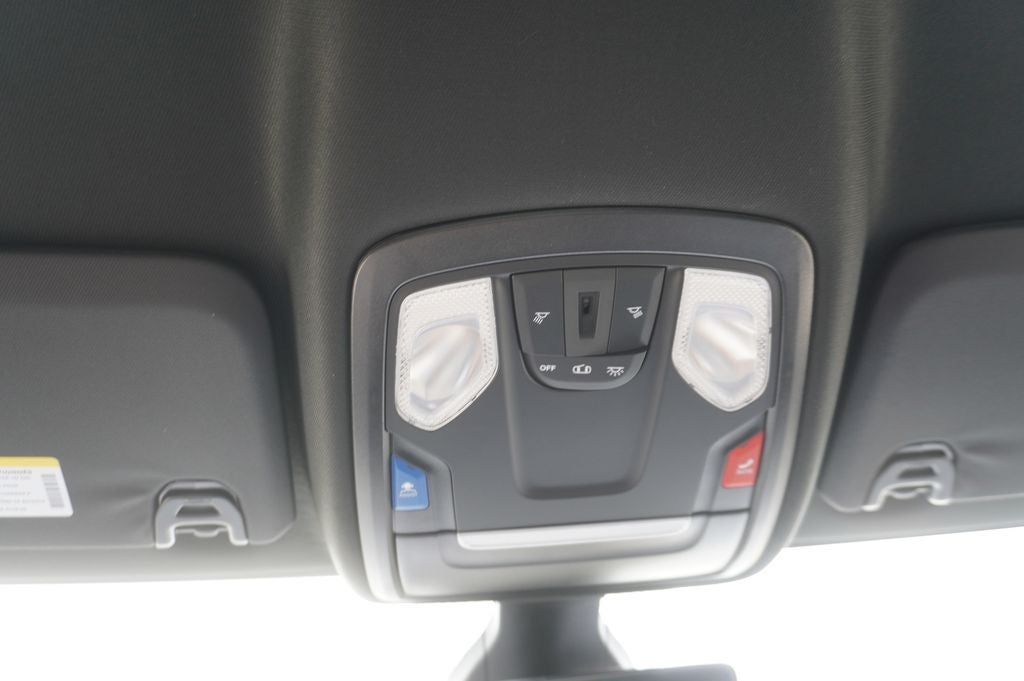 2023 RAM 3500 Tradesman Navigation System & ParkView Rear Back-Up Camera