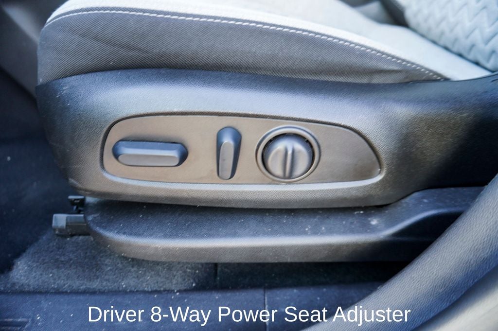 2023 Chevrolet Equinox LS Wireless Apple CarPlay/Wireless Android Auto