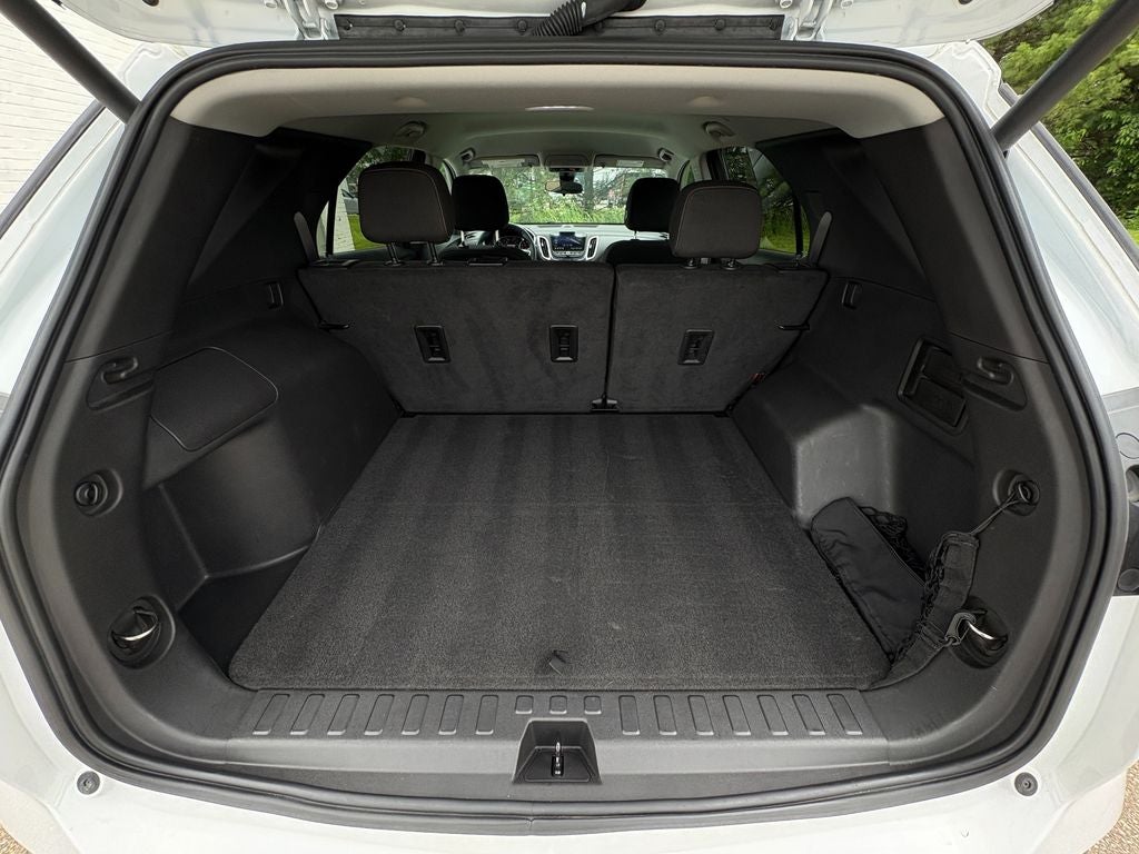 2023 Chevrolet Equinox LT Cargo Package
