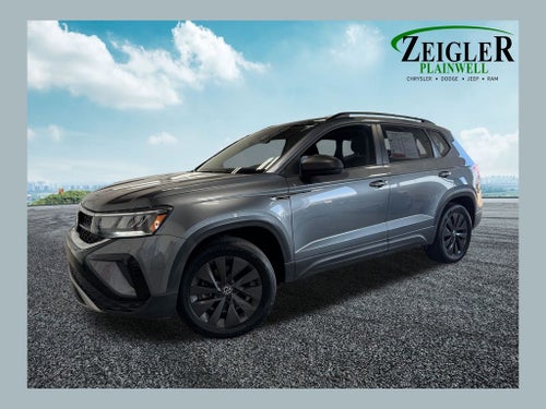 2022 Volkswagen Taos 1.5T S Alloy wheels